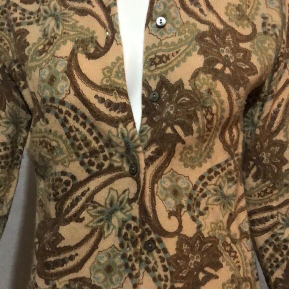 Sarah Spencer Cardigan - Picture 2 of 5